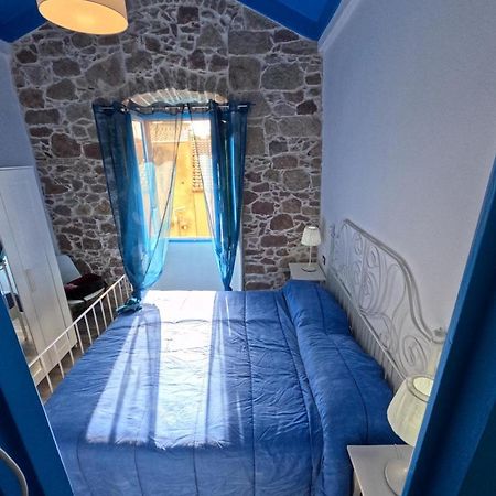 Sole Azzurro Suite Bosa Esterno foto