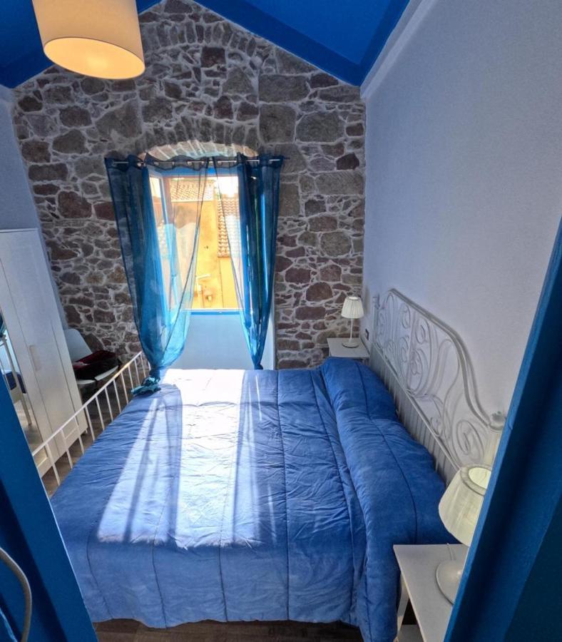 Sole Azzurro Suite Bosa Esterno foto